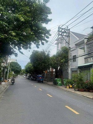 cho thuê nhà mtkd khu họ lê - tân phú