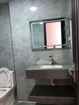 cho thuê nguyên căn nhà phố đức giang - ô tô đỗ cửa - 3pn - 10 triệu/th - gần trường, chợ