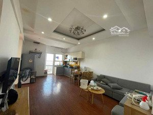 chính chủ cho thuê căn hộ 2pn - full nội thất kđt xa la, hà đông, vào ở ngay chỉ 7.5 triệu/tháng