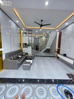 Bán nhà 1 trệt 1 lầu 130m2 gần Chợ Trảng Dài TP Biên Hoà Đồng Nai có 2 tỷ 950tr