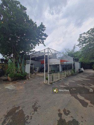 cho thuê mặt bằng kinh doanh/kho (15x30m) nguyễn văn hưởng, thảo điền, quận 2. giá: 50tr/th