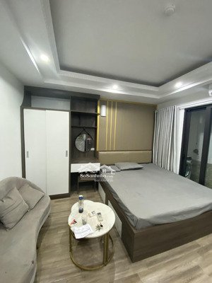 cho thuê căn hộ dịch vụ giá rẻ tại ngõ 193 trích sài. ban công view hồ tây thoáng. chỉ 6tr