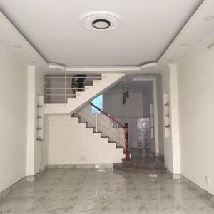 cho thuê nhà mặt tiền dương thiệu tước 4x16m 1 lầu st 4pn 2wc giá thuê 10tr/tháng