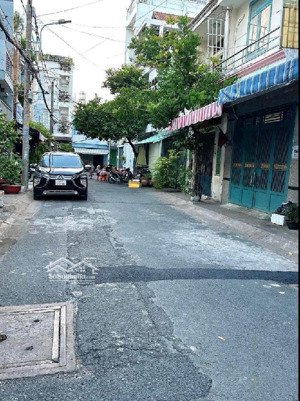 cho thuê nhà đẹp hẻm 8m thoại ngọc hầu ô tô vào tận nhà.