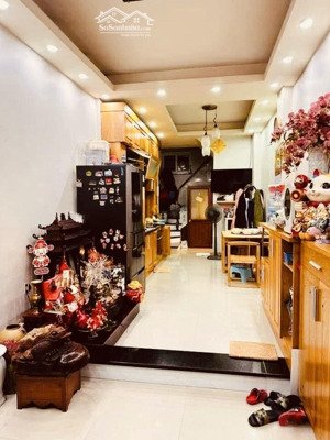 bán nhà mặt phố lê gia đỉnh- phố huế, ô tô đỗ cửa, kinh doanh bất chấp, 2 thoáng trước sau, 11.5 tỷ