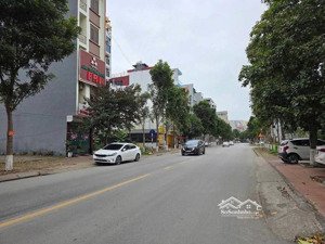 bán đất thuận thành, bắc ninh. 65m2 * mt 4,8m * 2,5 tỷ. lô góc, đường ô tô