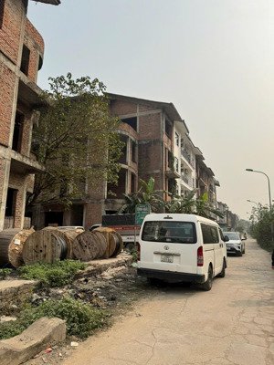 bán mảnh đất siêu đẹp , hiếm , tại dự án nhà ở công trình công cộng cổ nhuế 2 , mặt đường 30m hiếm