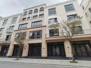 chính chủ cần bán gấp căn biệt thự liên kề cọ xanh 52m giá 7,5 tỷ vinhomes oceanpark 2