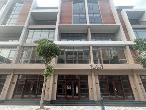chính chủ bán nhà đẹp, giá rẻ vinhomes ocean park 3, 11 tỷ vnd, 85m2,