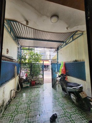 mặt tiền phước long đất 88m² có sẵn nhà 2 tầng giá chỉ 6.1 tỷ