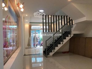 để lại giá tốt cho khách hàng đầu tiên nhà ngay trần quang diệu quận 3 gần halo building