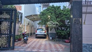 biệt thự đẳng cấp, 210m2 ( 10x21m), gần cầu vượt gò dưa, tam bình, thủ đức, nhỉnh 15 tỷ