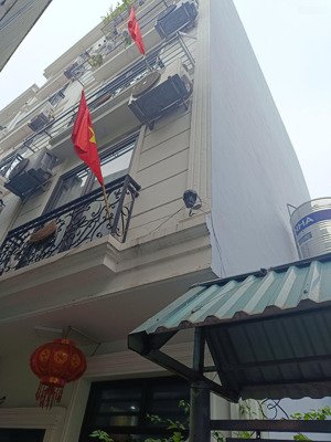 bán nhà trần cung, dt 30m2, 5t, mt 4m, giá chào nhỉnh 7 tỷ, có thương lượng, đủ công năng