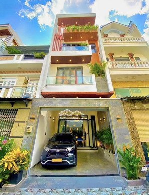 bán nhà rẻ nhất tại nguyễn văn cừ - 66m 5tầng thang máy ôtô 7 chỗ vào nhà - chi hơn 9tỷ