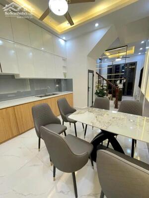 Bán nhà phố Đào Tấn, Ba Đình 6.6 tỷ 30m2 xây 4 tầng đẹp long lanh 2 thoáng vĩnh viễn
