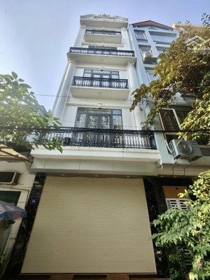 bán nhà phố , 236 khương đình - ô tô vào nhà - vài bước ra phố - dân trí cao