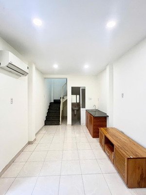 bình thạnh, sát hẻm xe hơi phan văn trị, 24m2 về ở ngay nhỉnh 3tỷ