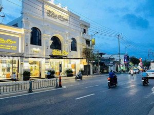 bán nhà mặt tiền đường 30/4 tp.vt 170m(5x34) giá siêu tốt 14 tỷ còn tl