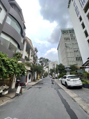 bán nhà mặt tiền đường nguyễn đăng giai phường thảo điền quận 2