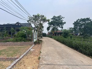 sát trường tiểu học ba trại trung tâm tiềm năng tăng giá cực tốt 1,x tỷ oto vào tận đất