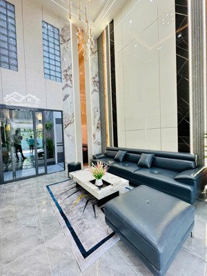 nhà mới xây 1 trệt, 3 lầu, 1 lửng - quận 12 xe hơi ra vào thoải mái