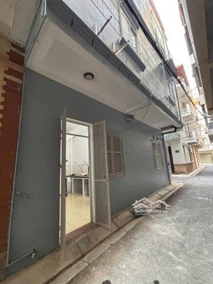 cho thuê nhà riêng dt 45 x 3t ngõ 100 hoàng quốc việt cầu giấy - hn