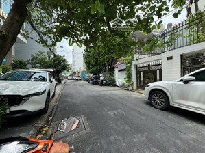 hàng hiếm, bán ngay, nhà hxh đoạn cmt8 bành văn trân tân bình, 5tầng thang máy 6,7x17m, giá 21,3 tỷ