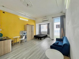 cho thuê căn hộ studio bancol, máy giặt riêng, rộng 30m2, gần vòng xoay dân chủ q10