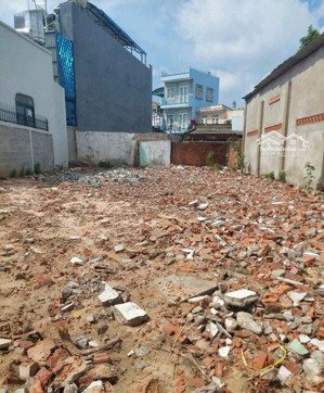 cần bán đất phường hiệp thành thủ dầu một bình dương cũ, gần chợ cây dừa. gần ngã 5 bv t 512 giường