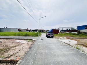 đón ga đường sắt: bán lô đất đẹp tại minh tân- kiến thuỵ- giá đầu tư