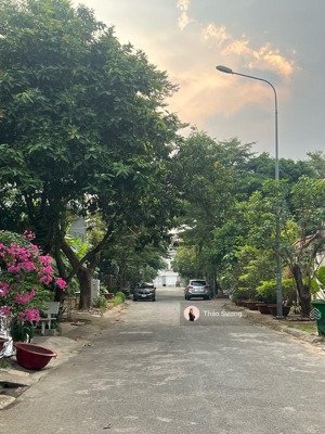 hàng hiếm ! chủ thiện chí bán nền đất đẹp 90m2 kdc nam long, plb, quận 9 chỉ 9 tỷ - cạnh global