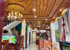 siêu phẩm hòa minh - bán biệt thự 3 tầng 200m2, tặng thêm nhà 2 tầng lô góc mtkd - chỉ hơn 8 tỷ