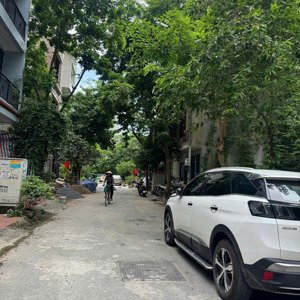 bán nhà liền kề 12.8 tỷ, dt 50m2, mt 4.2m, nhà cấp 4, dịch vụ dọc bún, kđt văn khê, hà đông