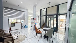 bán biệt thự khu himlam quận 7, 200m2 hầm , 4 lầu siêu đẹp 62.2 tỳ