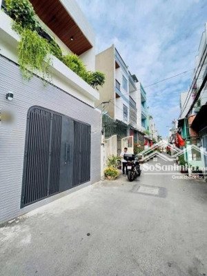 tôi định cư nước ngoài cần bán nhà trần phú - phường 4 - quận 5. giá 3tỷ280 đang cho thuê 19triệu