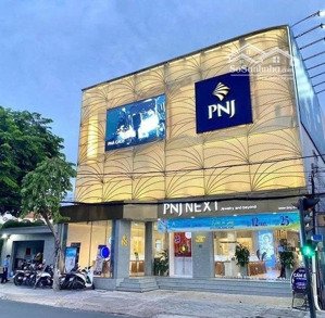 siêu vị trí! chính chủ bán gấp góc 2mt mt hai bà trưng quận 1 (8x18m) 3tầng hđt 150tr/th giá 40tỷ