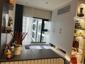 chính chủ bán căn studio toà s4 giá 2,3 tỷ