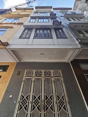 hot! nguyễn chí thanh phân lô ô tô, an ninh tốt, dân trí cao ở cực sướng. khu vực nhiều tiện ích!