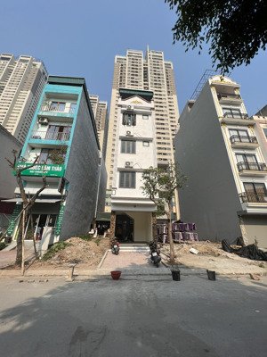 cho thuê mạt bằng kinh doanh sau tòa the pride