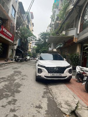 cần bán gấp nhà pháo đài láng . mặt phố rộng . kinh doanh . oto tránh vỉa hè . siêu víp