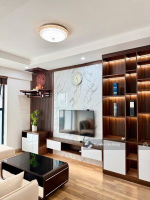 cần bán căn hộ tầng đẹp view hồ cực đẹp thoáng mát mỹ đình pearl, nội thất để lại đầy đủ, sổ đỏ sẵn