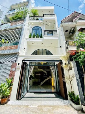 chú sĩ đi nhật bán nhà hoa lan-p7-phú nhuận, gần coopmart rạch miễu. 3tỷ260/73m2 đang cho thuê 21tr