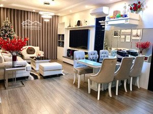 chính chủ bán căn 3pn dt105m2 tòa king palace, giá 8 tỷ bao phí, lh: 