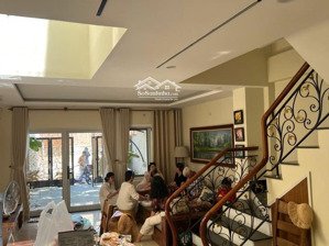 biệt thự biển mỹ khê - mặt tiền thạch lam - cách biển 300m - nhỉnh 12 tỷ