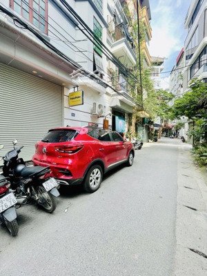 hàng hiếm - bán nhà đào tấn 109m2, mt 6m, ô tô vào tận cửa, có 20 tỷ