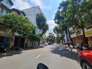 bán nhà mặt tiền 1 trệt 3 lầu đường ngô đức kế , phường 7 trung tâm tp. vũng tàu