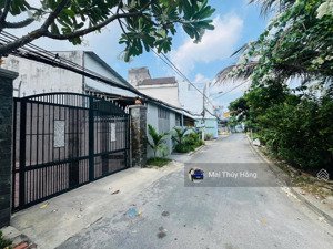 nhà 1t1l chưa qua đầu tư ngay vành đai ii - oto đậu trong sân - 70m2 giá 5,5 tỷ - hxh thông