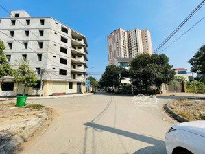 bán rẻ hơn 10 giá lô 200m2 mt 8m khu tái định cư bắc phú cát thạch hòa thạch thất