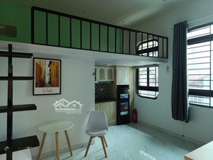 tòa chdv 7 tầng oto đỗ cửa, 28 phòng khép kín , doanh thu 150tr/tháng , pccc thoát hiểm đầy đủ