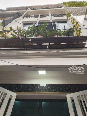 nhỉnh 6 tỷ - bán nhà mỹ đình, dt 31m2, - mặt tiền 3.7m - full nội thất cao cấp